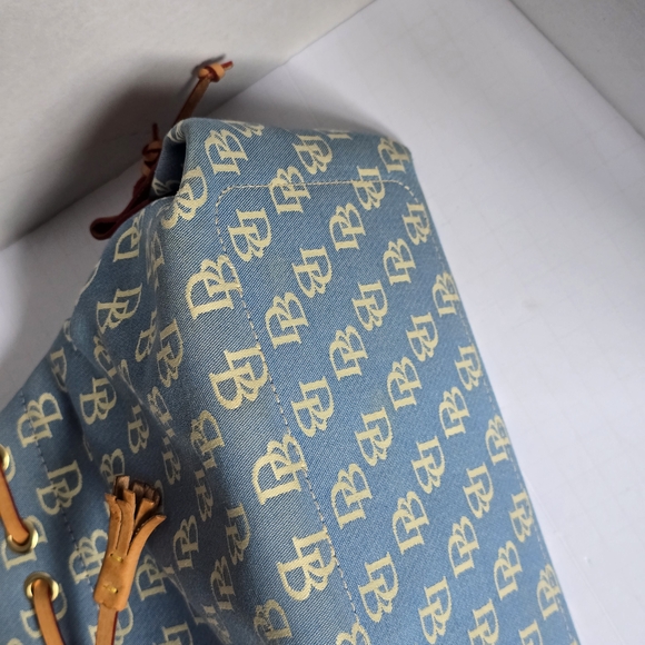 Clean! Dooney & Bourke Sky Blue Canvas Signature Shoulder Bag - Picture 6 of 11